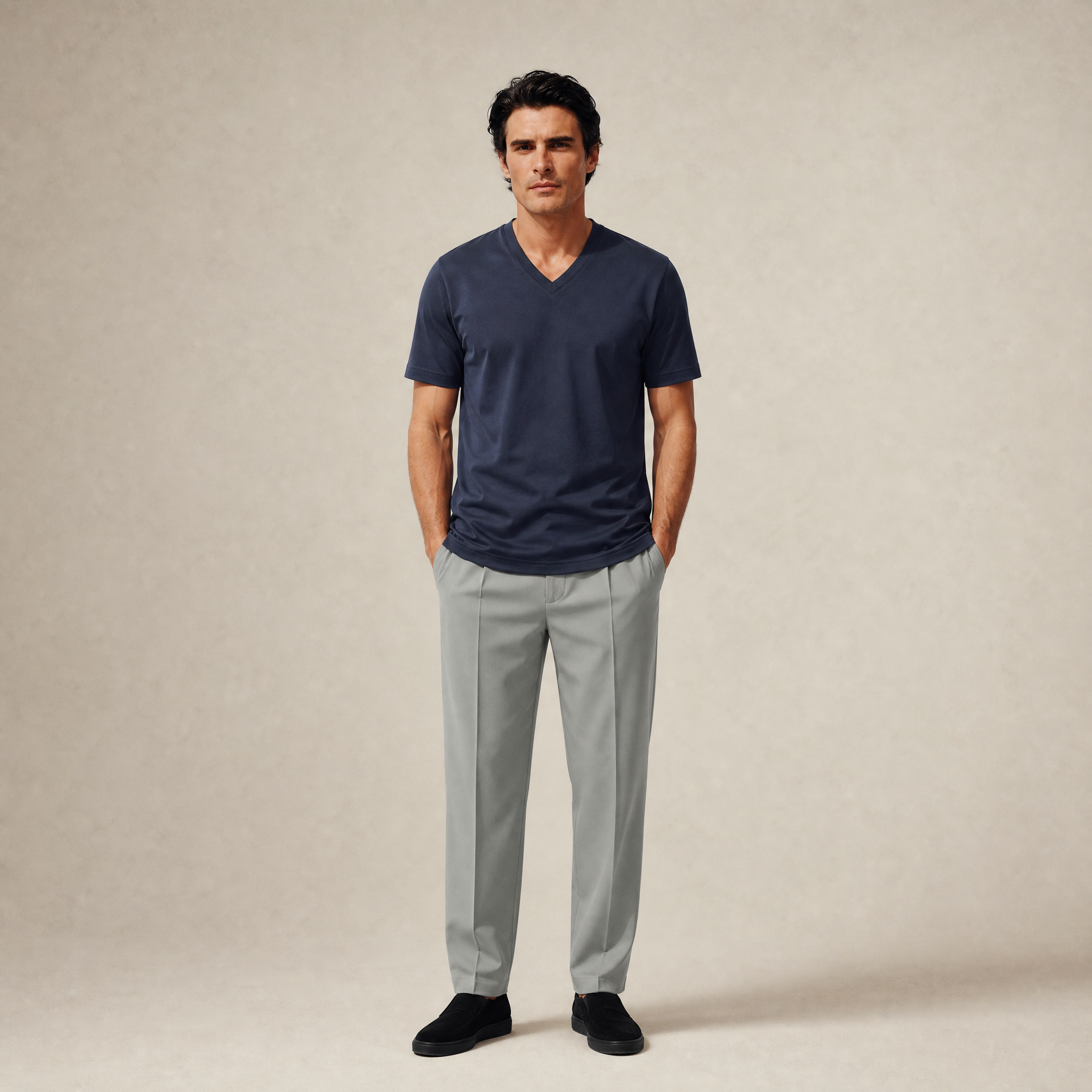 Pima Reserve V-Neck T-Shirt model Matteo in Navy