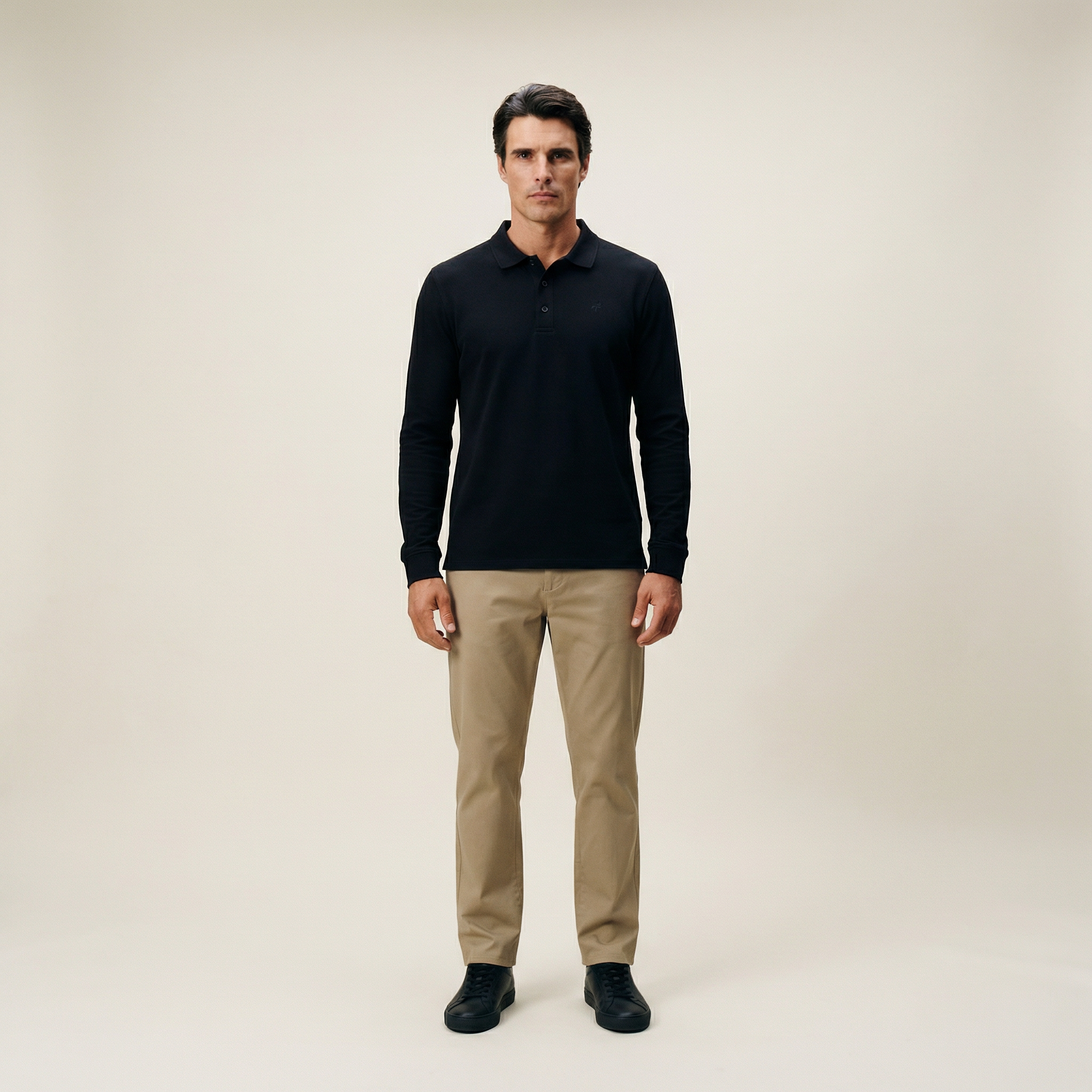 Tags:(6’2" - 180 lbs|Large) Custom t-shirt tee model Kive in Black