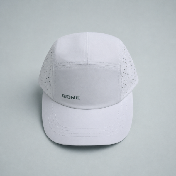 Sene hat model Matteo in White