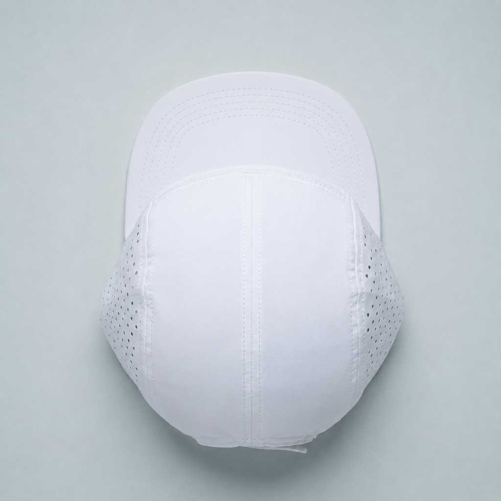 Sene hat model Matteo in White