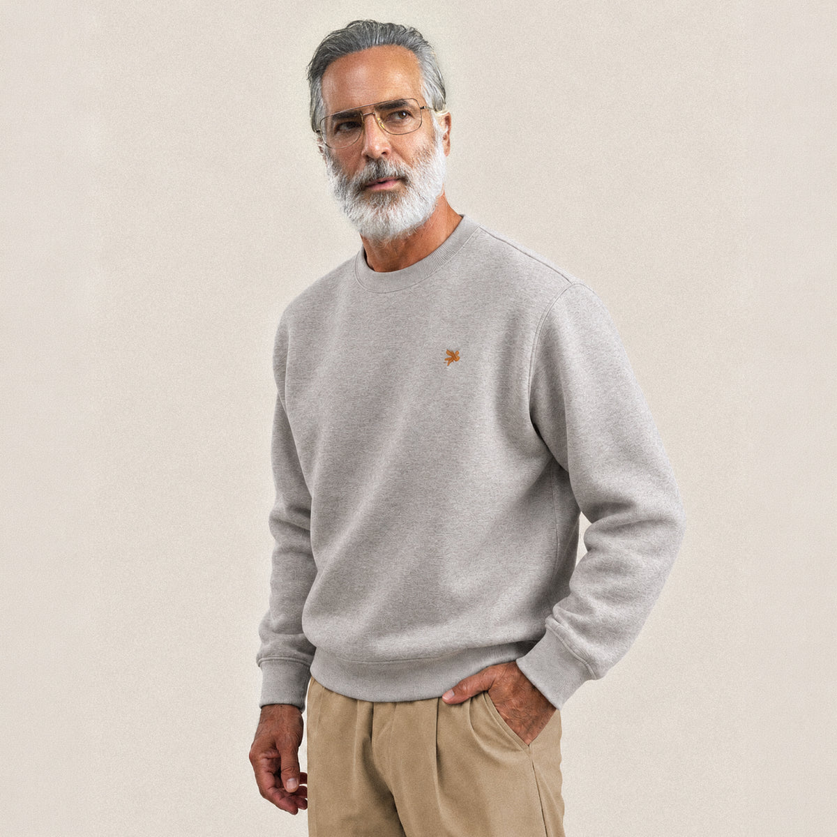 Evening Crewneck Sweater model Guillermo in Heather Stone