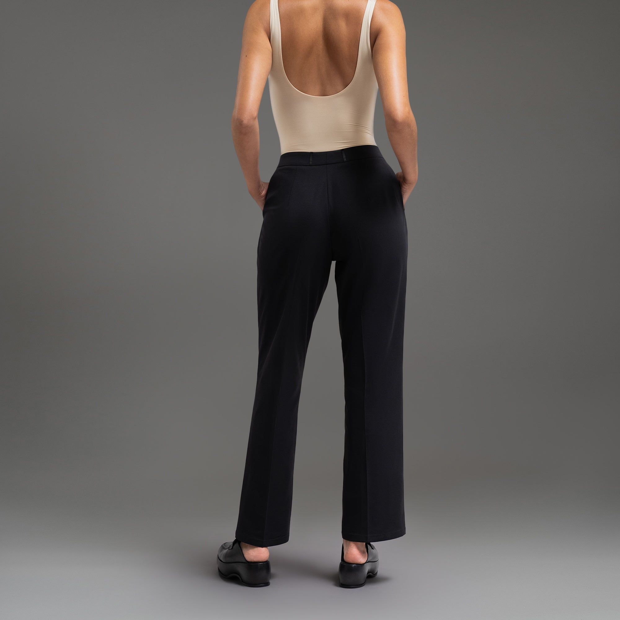 bespoke athletic women's dress pants athleisure model Moe in Black