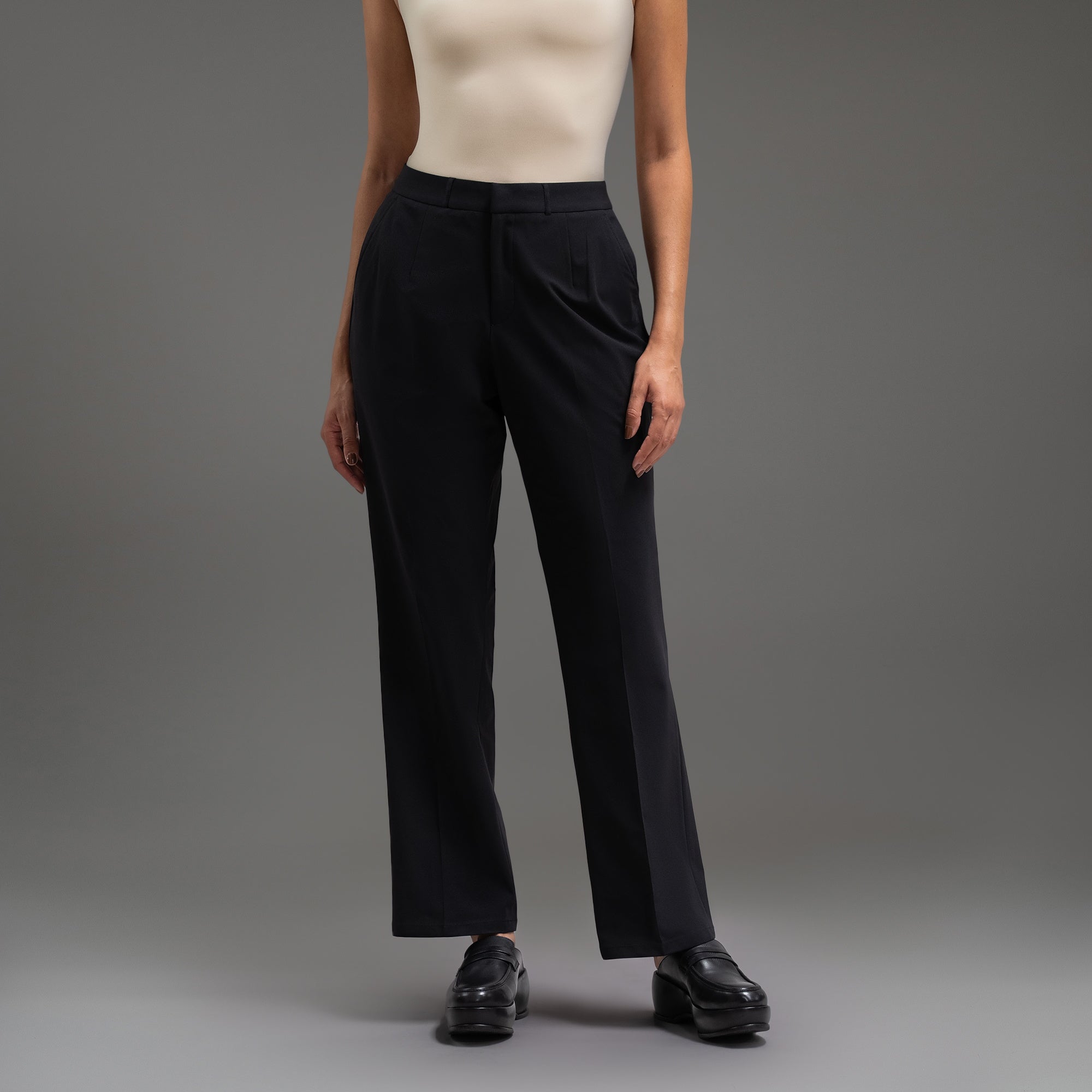 bespoke athletic women's dress pants athleisure model Moe in Black