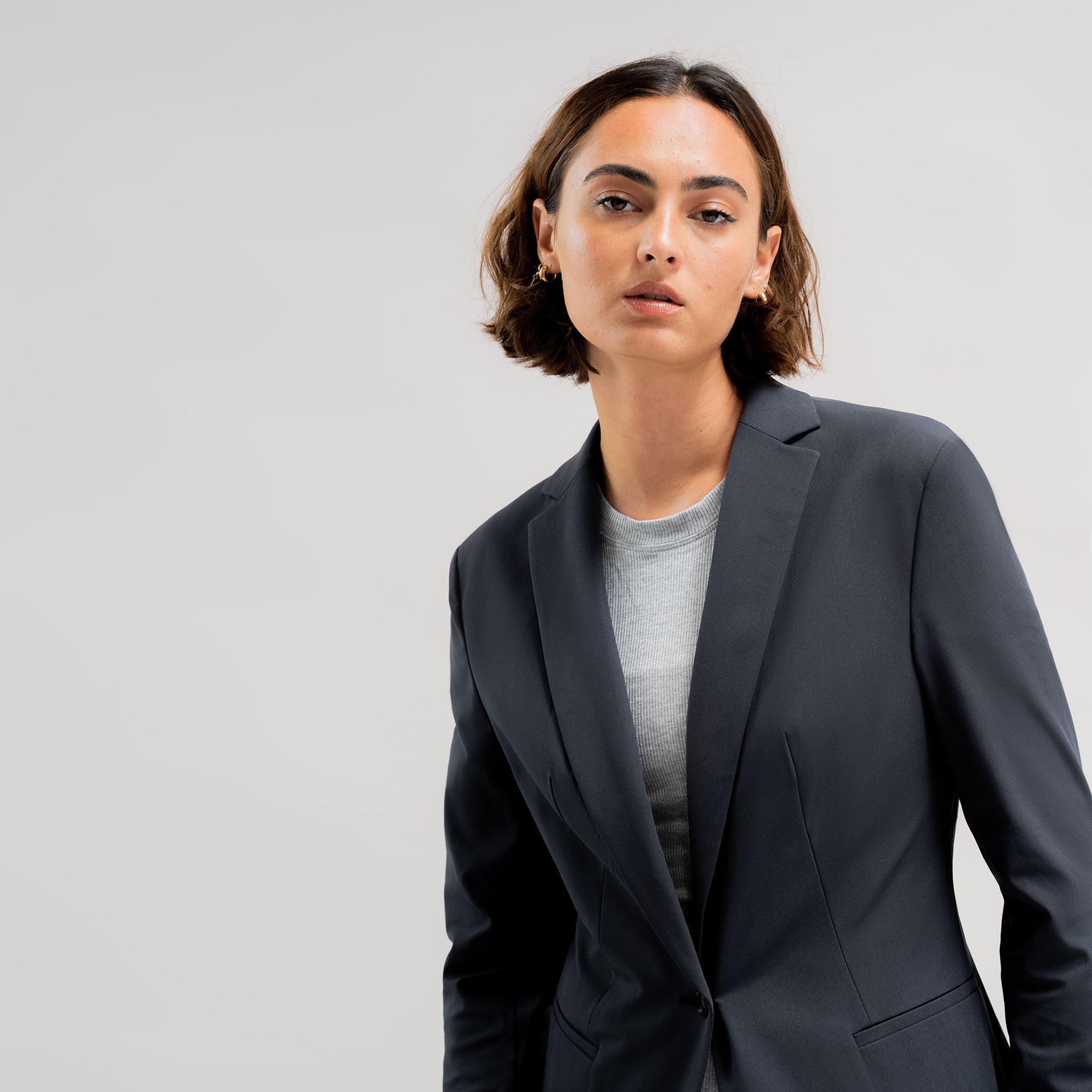 bespoke custom women's blazer pantsuit model Moe in Charcoal