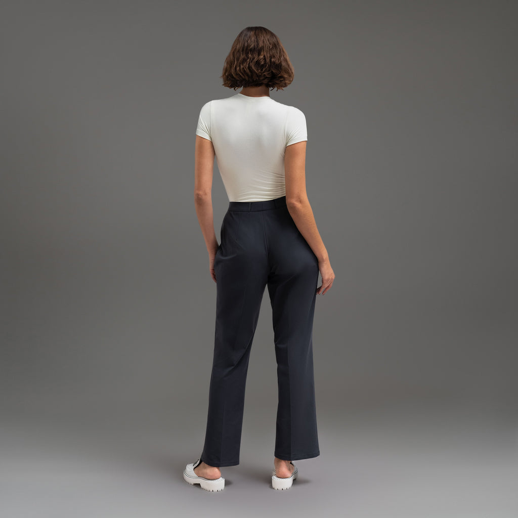 bespoke athletic women's dress pants athleisure model Moe in Charcoal