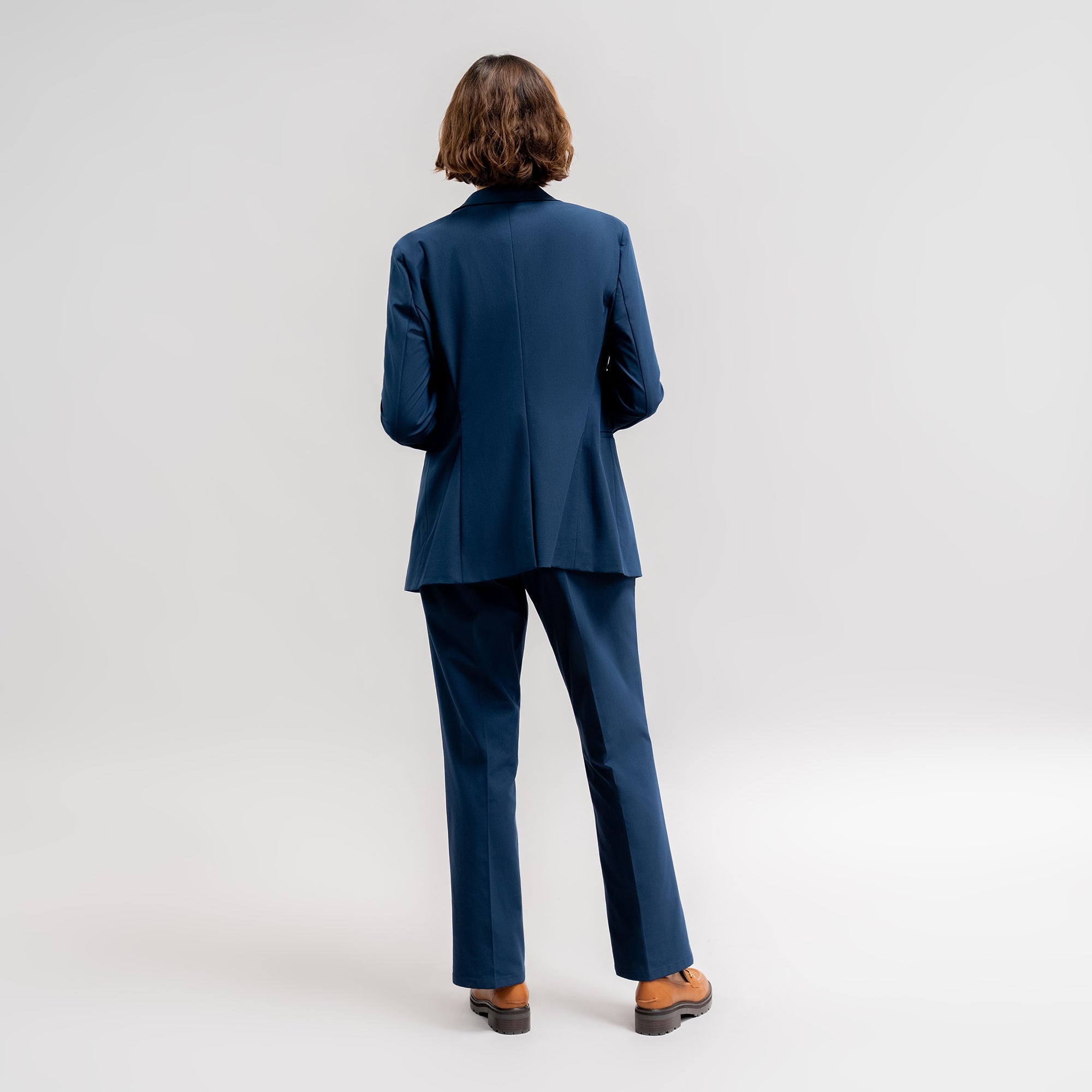 bespoke custom women's blazer pantsuit model Moe in Navy