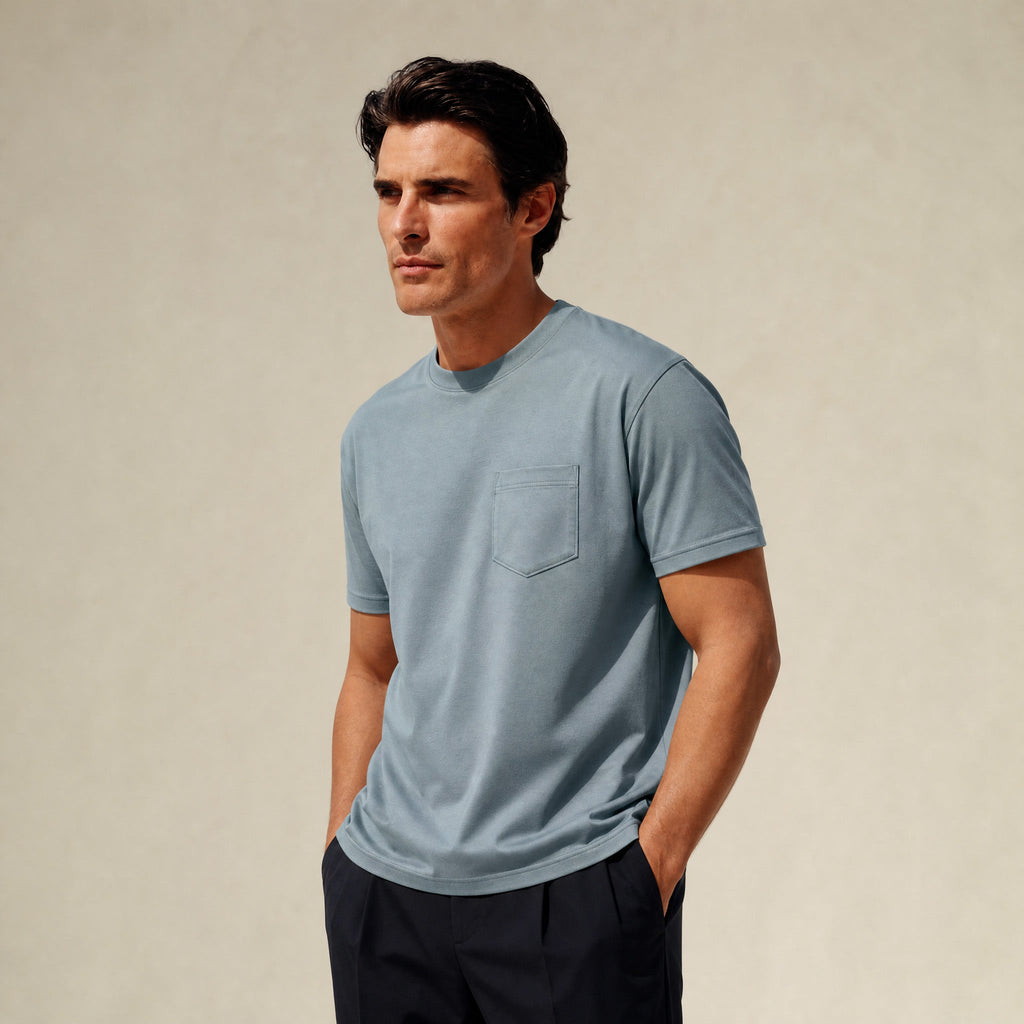 Pima Reserve Crew Pocket T-Shirt model Matteo in Steel