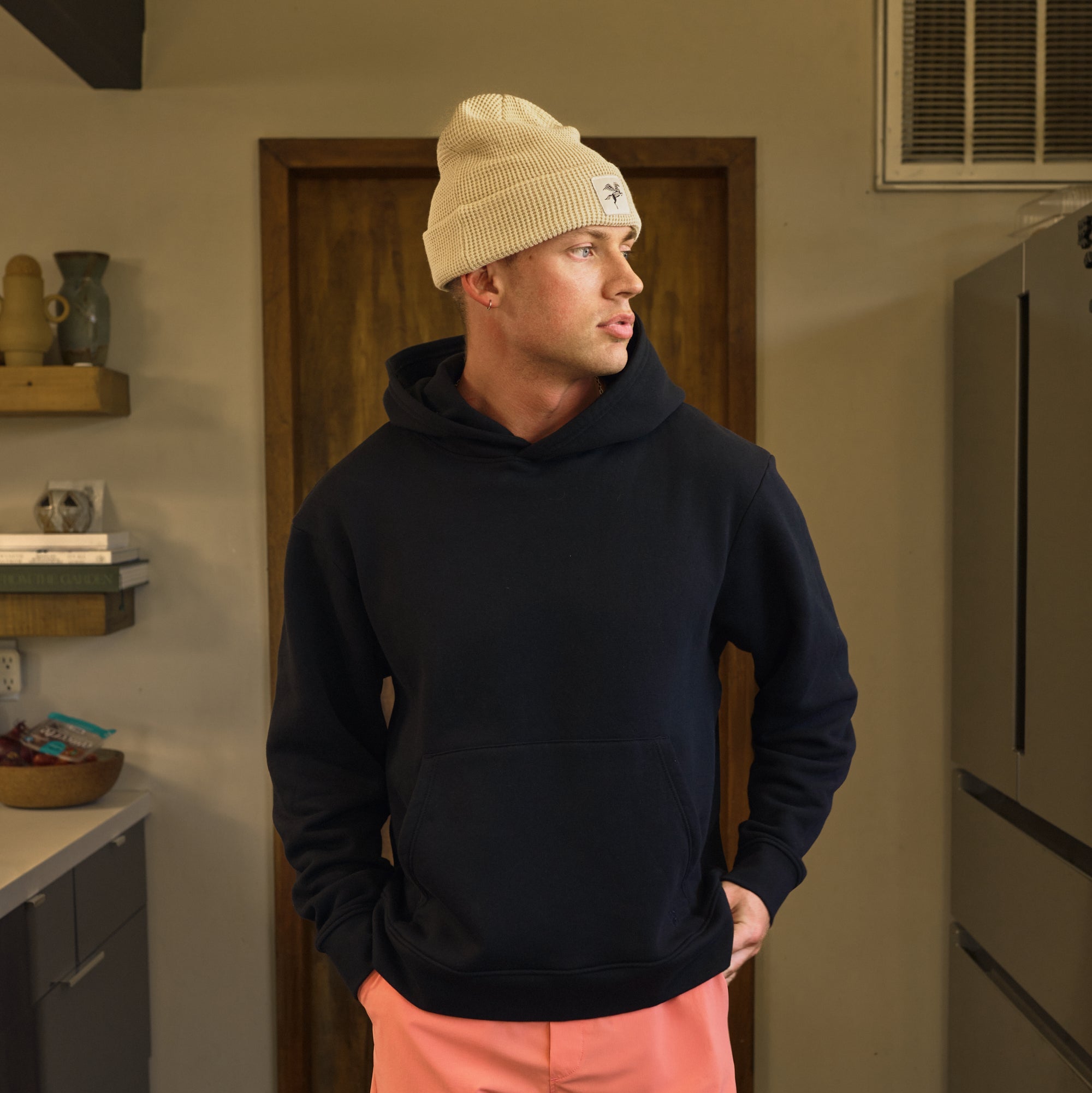 hoodie terry fleece model tim in black