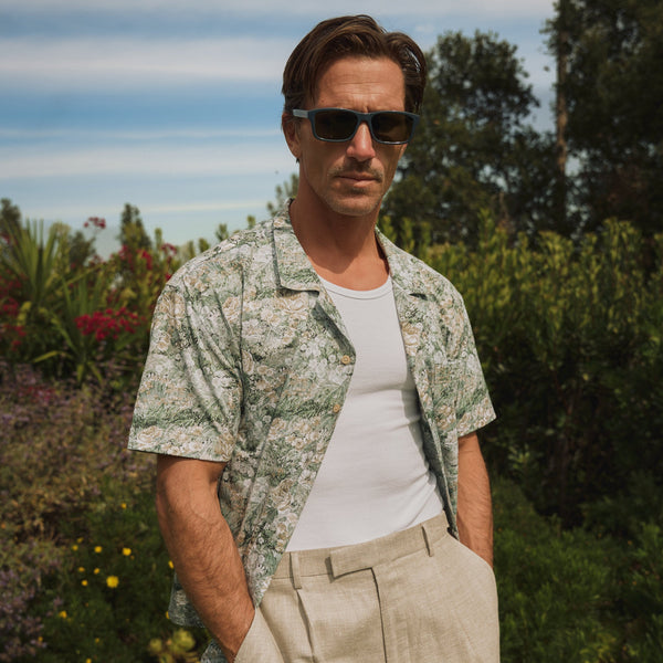model tyler in malibu bloom
