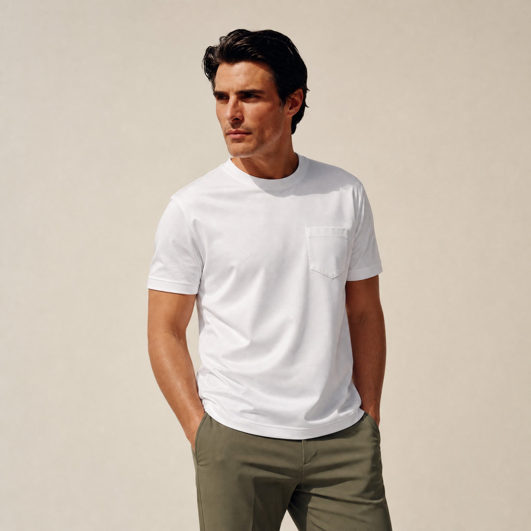 Pima Reserve Crew Pocket T-Shirt model Matteo in White