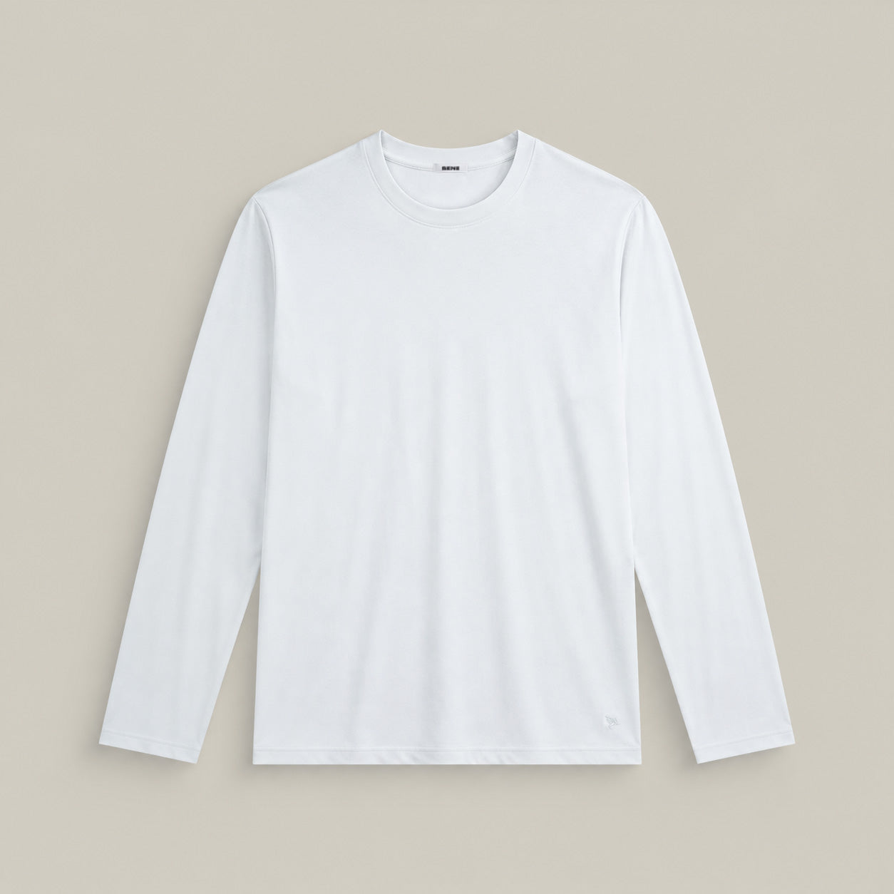Pima Reserve Long Sleeve T-Shirt model Matteo in White