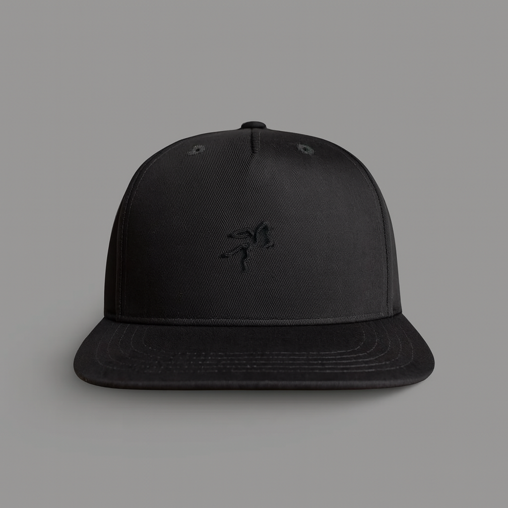 Sene Core Emblem Hat model Tyler in Charcoal