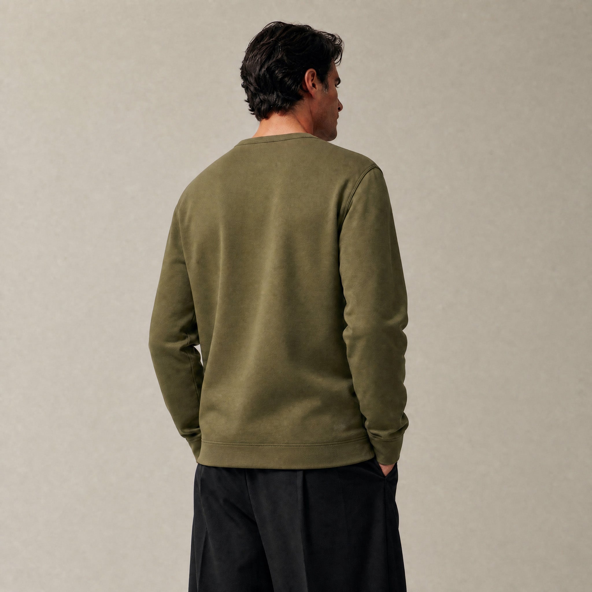 Cumulus Crew Pullover model Matteo in Montecito