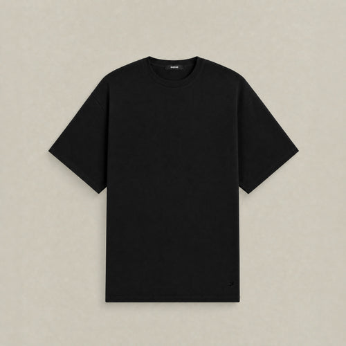 Cloud Oversized T-Shirt model Matteo in Black