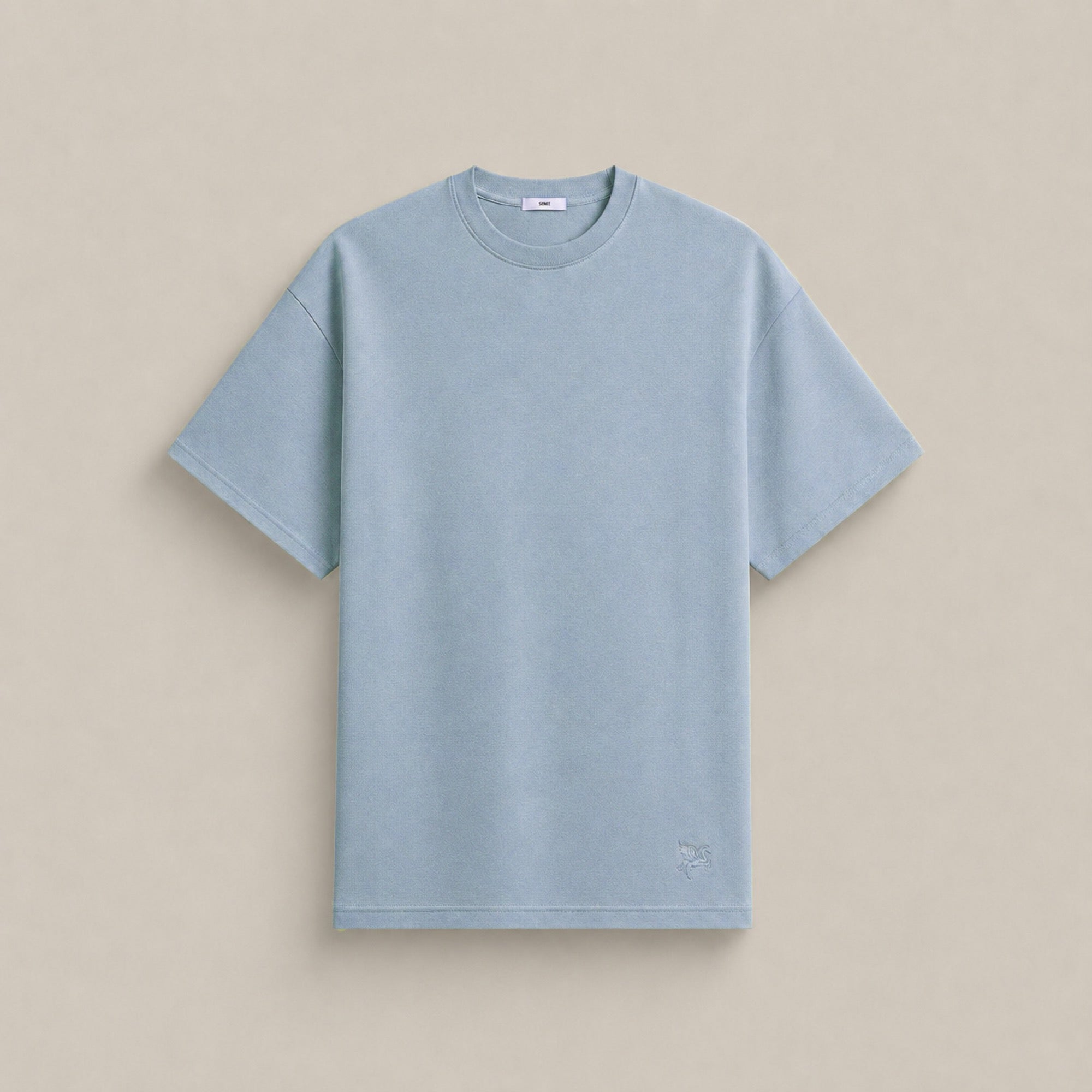 Pima Reserve Tee Model Matteo in Steel