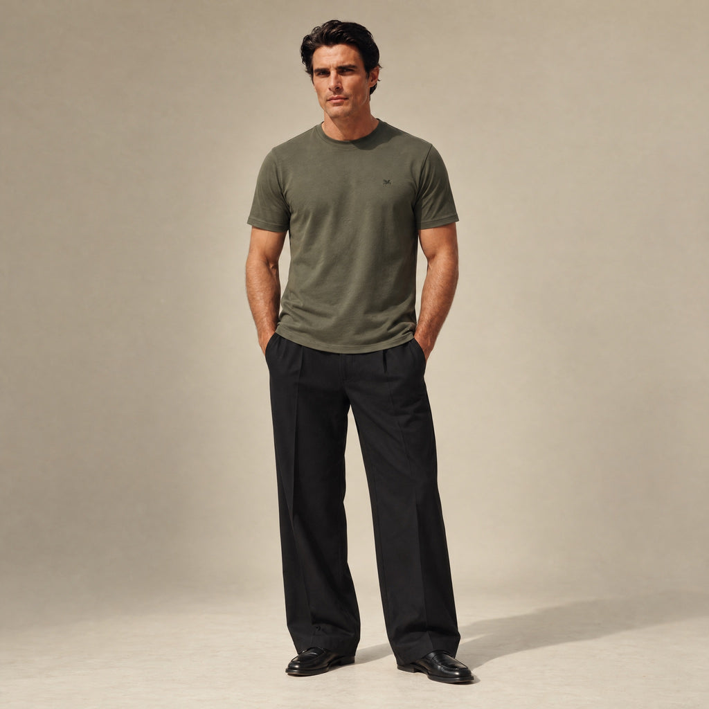 Mulberry Emblem Crew T-Shirt model Matteo in Olive