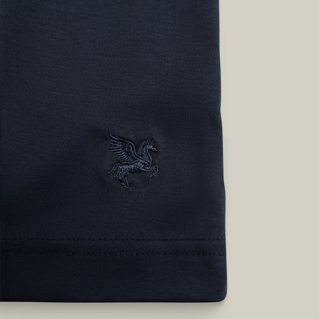 Pima Reserve Oversized T-Shirt model Matteo in Navy