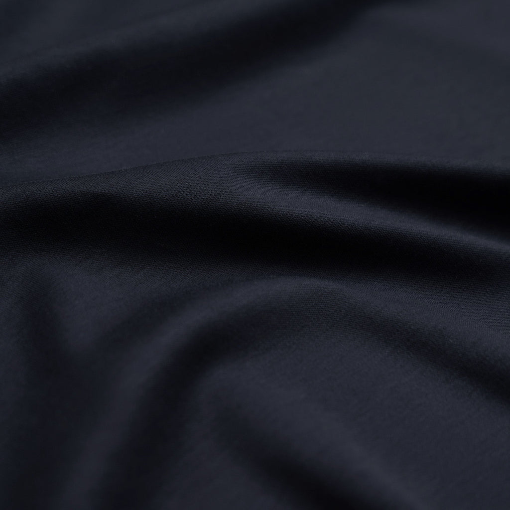 Pima Reserve Oversized T-Shirt model Matteo in Navy