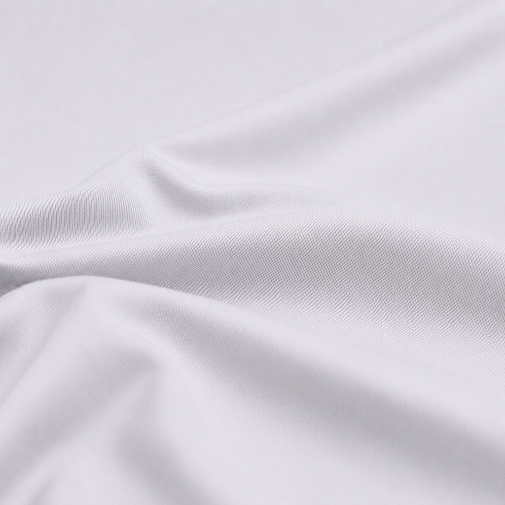 CoolTech Emblem Polo model Chad in Polar