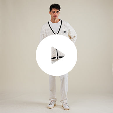 Tags:(Large | 6'1" - 165) Custom t-shirt tee model Jessey in Creme