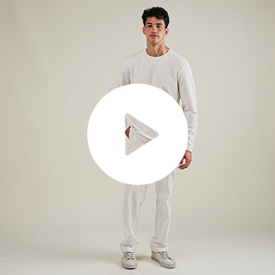 Tags:(Large | 6'1" - 165) Custom t-shirt tee model Jessey in Bone