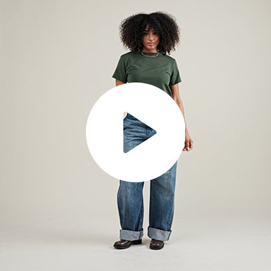 Tags:(Medium) Custom t-shirt tee model Melissa in Moss
