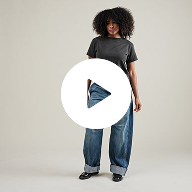 Tags:(Medium) Custom t-shirt tee model Melissa in Smoke