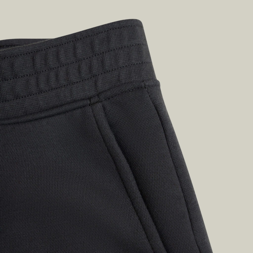 Terry Fleece Shorts model Matteo in Smoke