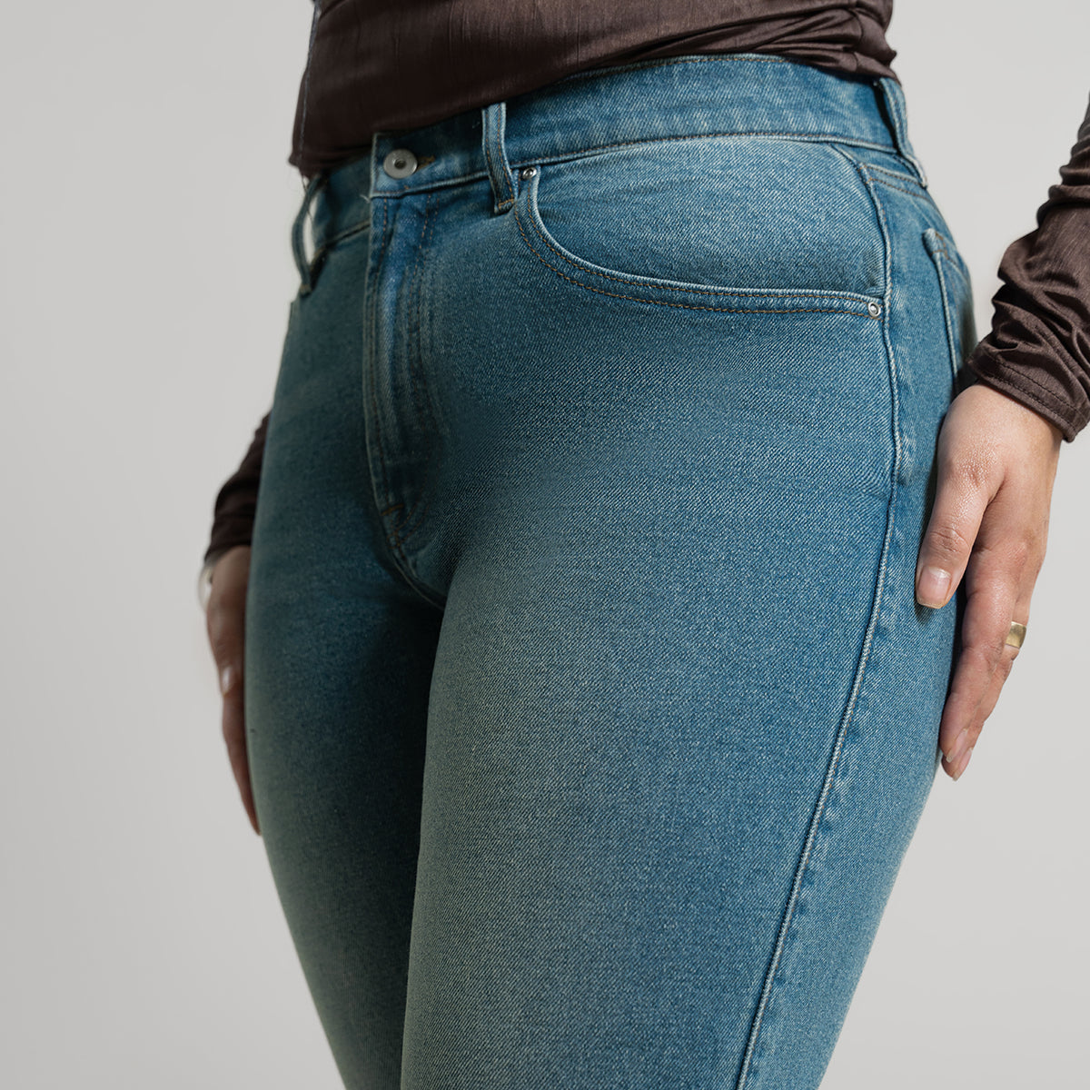 cigarette custom jeans vintage model Alysa in Indigo Dune
