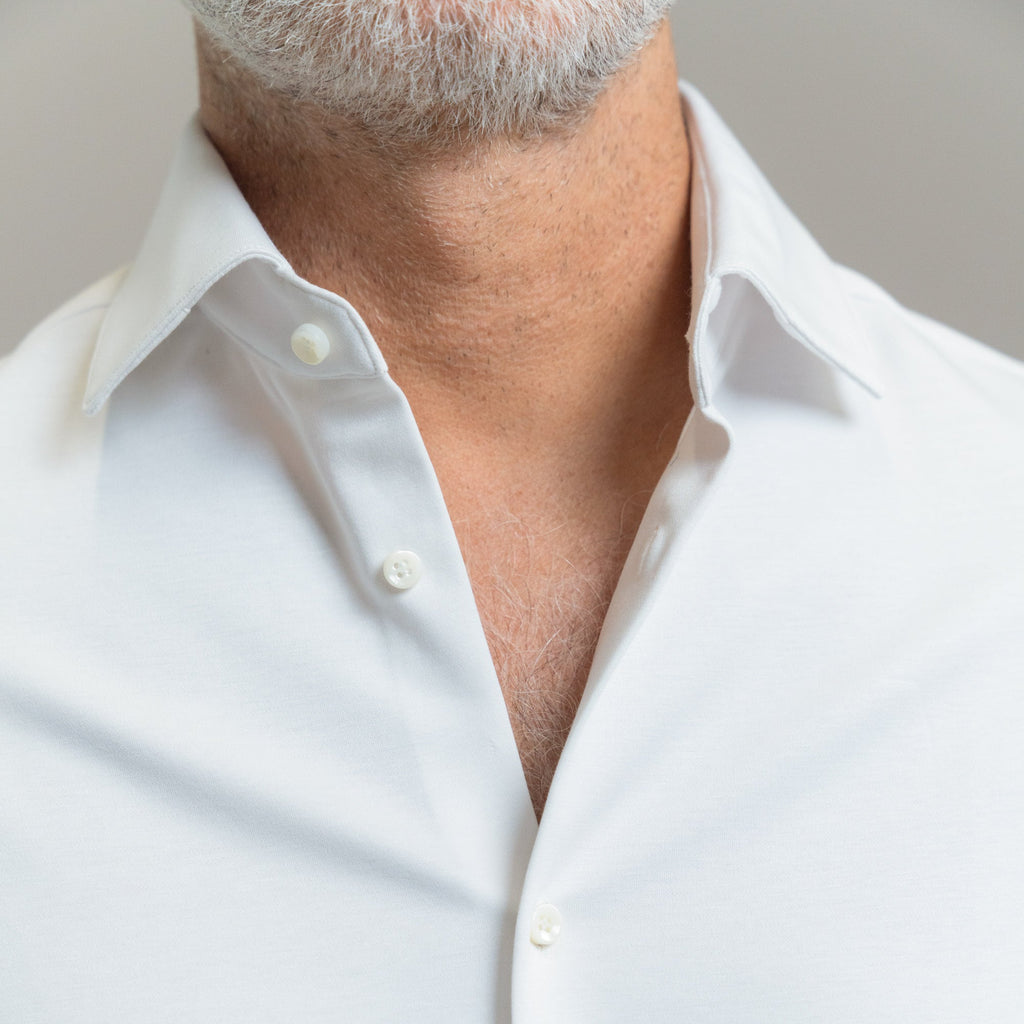 Custom Bespoke Tailored Spread Shirt model Guillermo in White PureTech