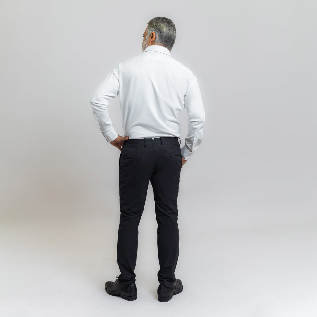 Custom Bespoke Tailored Spread Shirt model Guillermo in White PureTech
