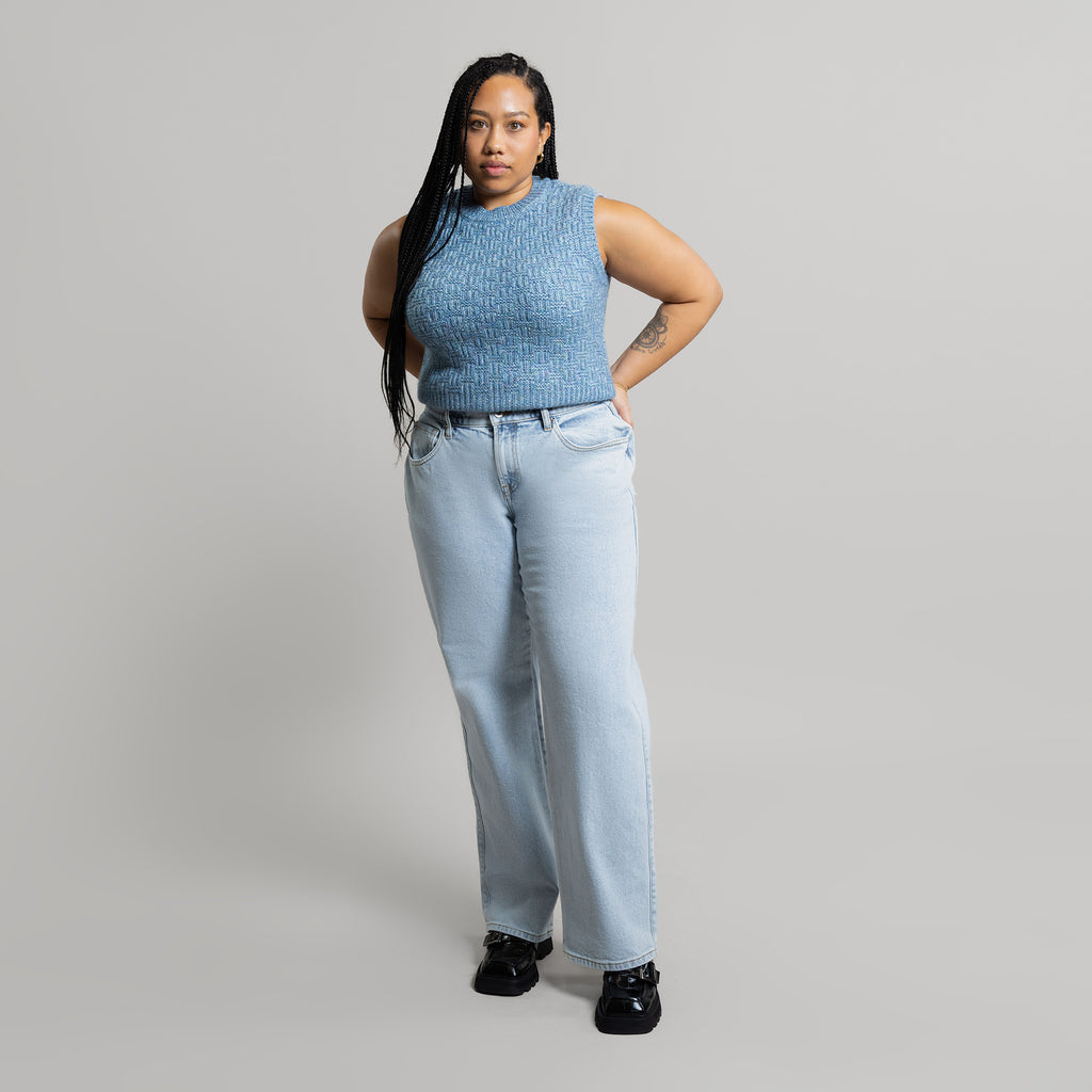 Tags:(5'2"|10-12) True vintage relaxed straight jeans custom sizeless tailored model Alysa in Vintage Gin