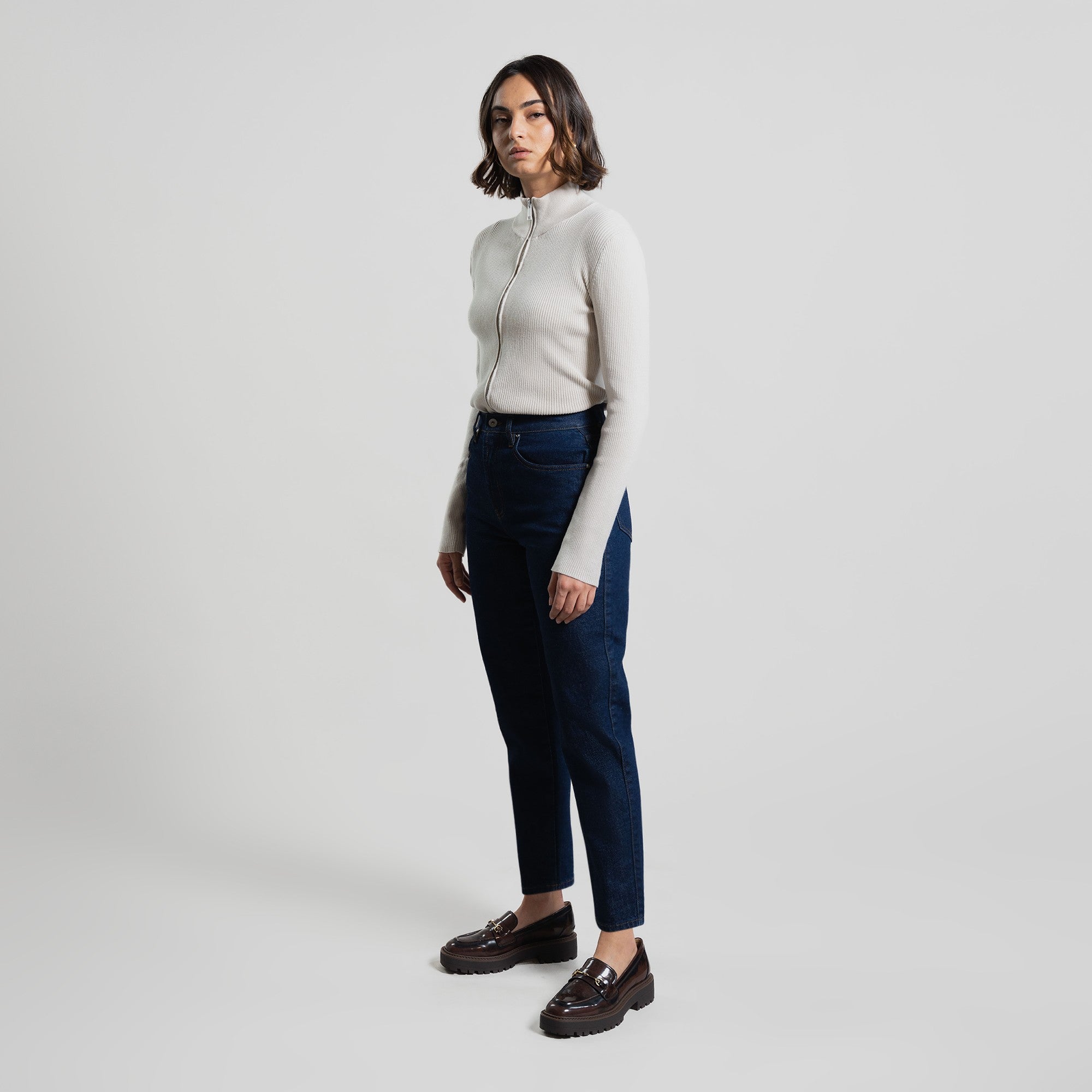 Tags:(5'8"|0-2) True vintage mom jeans custom sizeless tailored model Moe in Deep Indigo