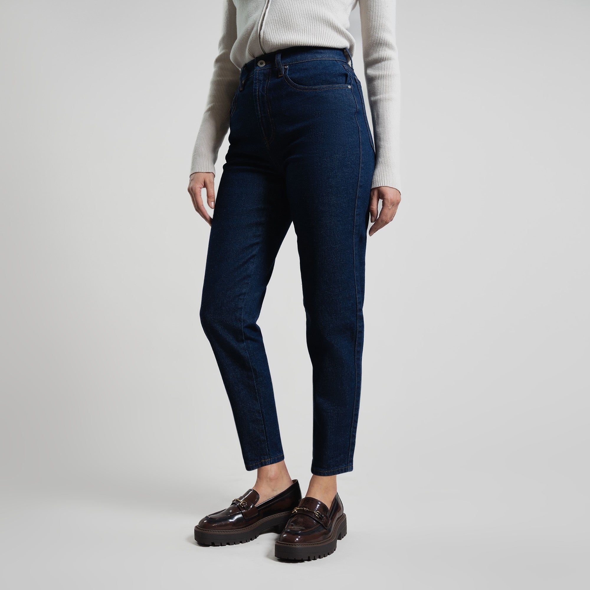 Tags:(5'8"|0-2) True vintage mom jeans custom sizeless tailored model Moe in Deep Indigo