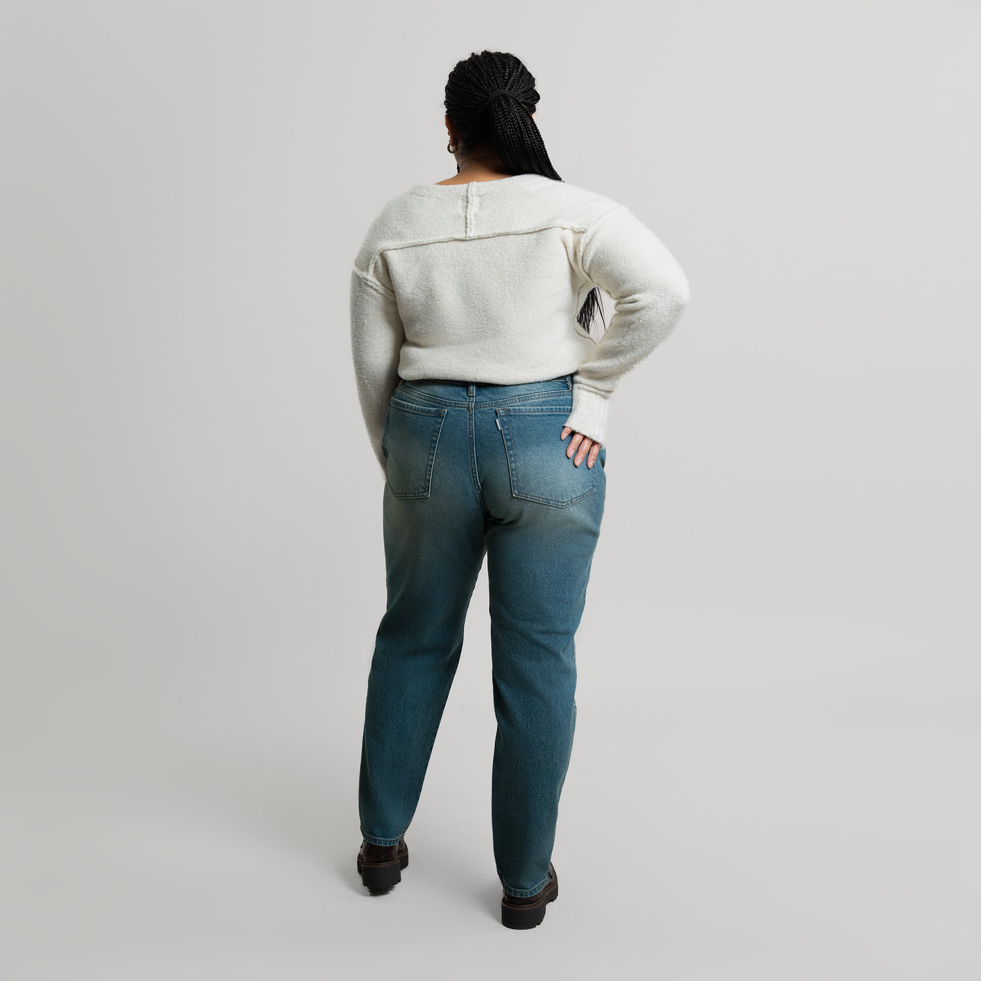 Tags:(5'2"|10-12) True vintage mom jeans custom sizeless tailored model Alysa in Indigo Dune