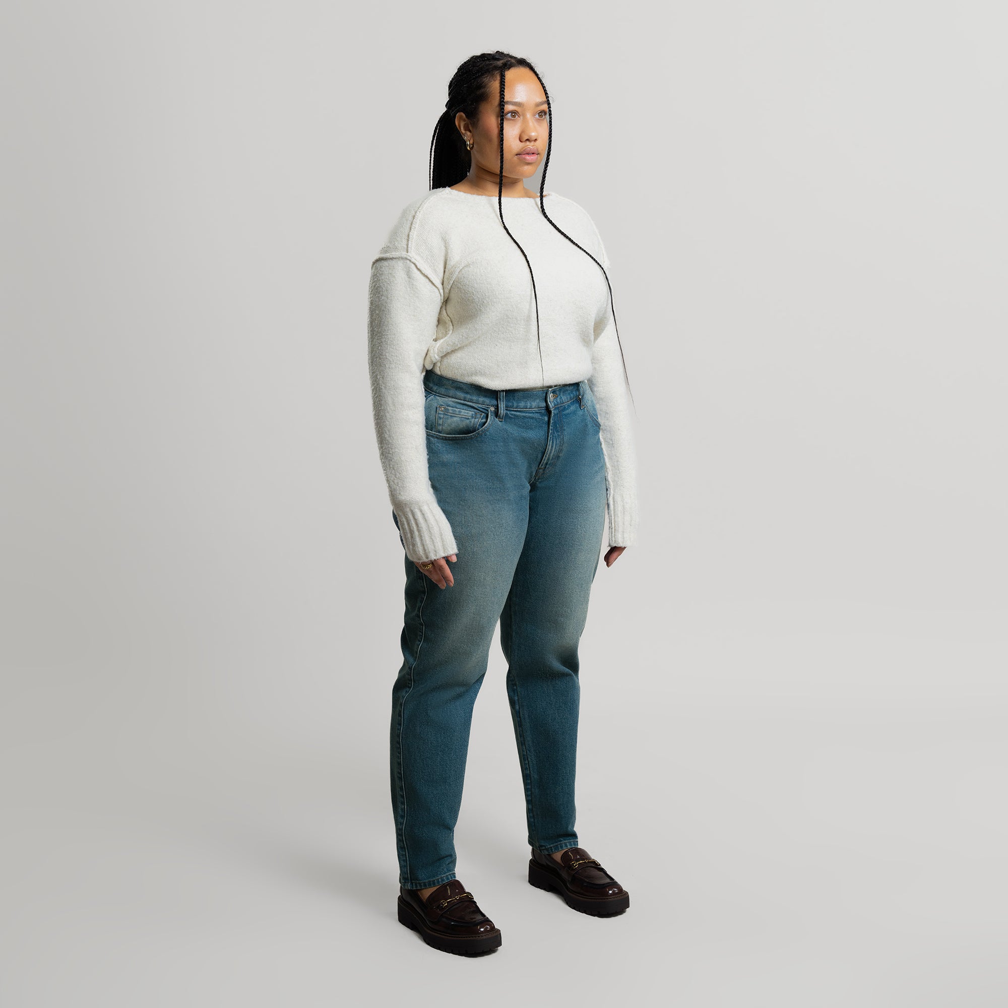 Tags:(5'2"|10-12) True vintage mom jeans custom sizeless tailored model Alysa in Indigo Dune