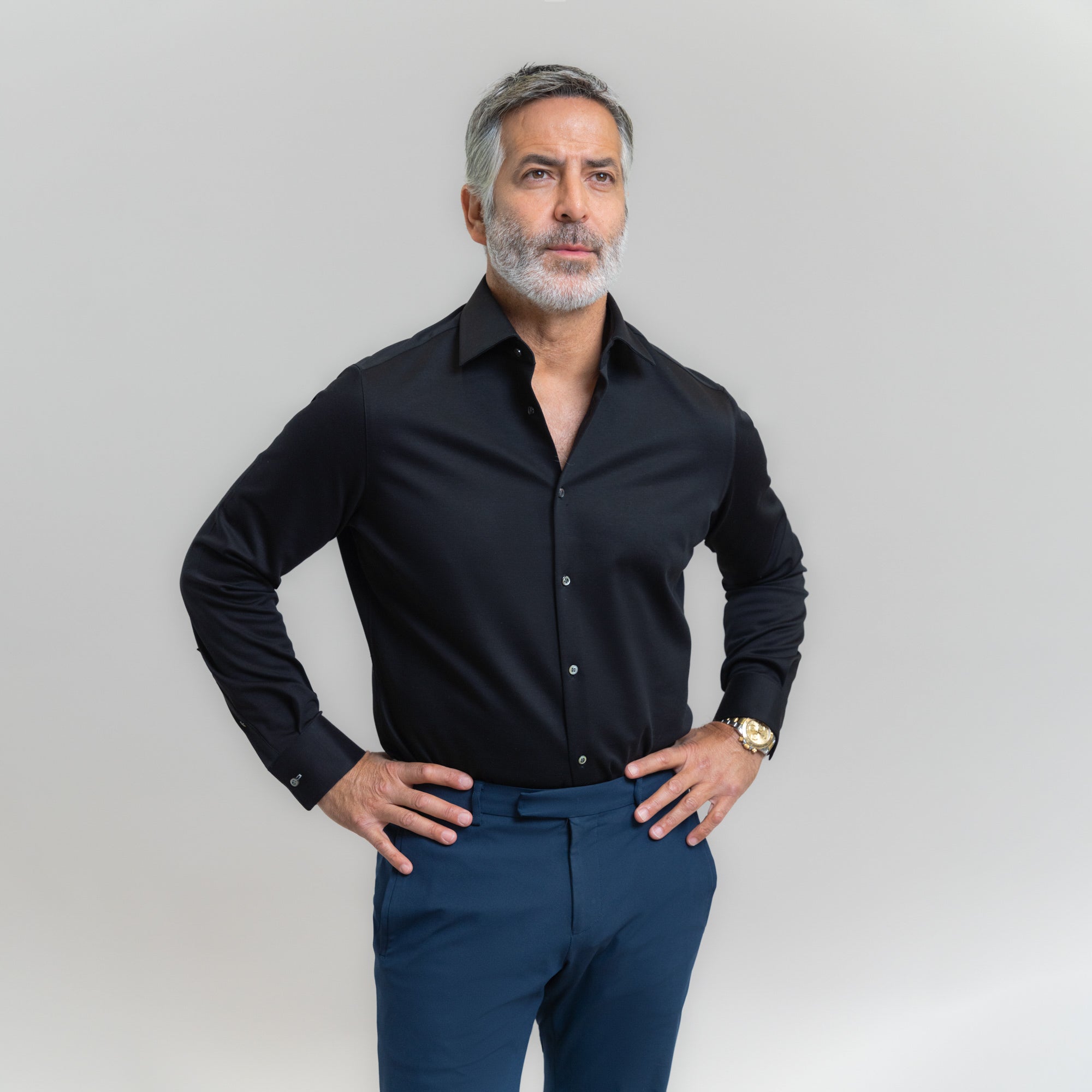 Custom Bespoke Tailored Spread Shirt model Guillermo in Black PureTech