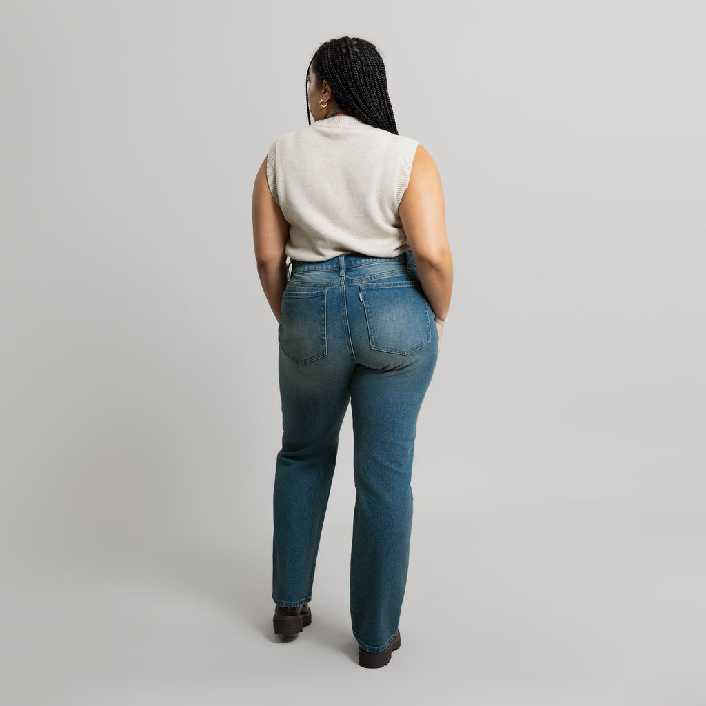 Tags:(5'2"|10-12) True straight jeans custom sizeless tailored model Alysa in Indigo Dune