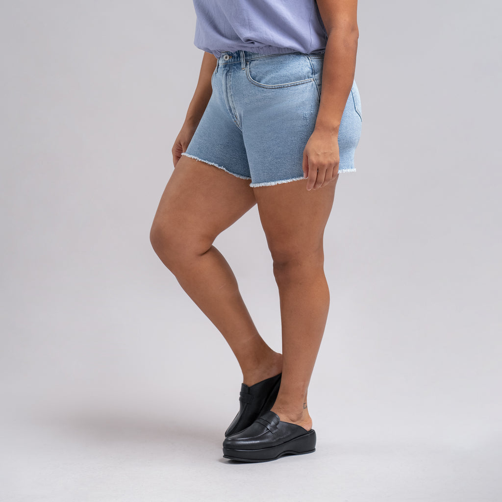 True vintage denim jean shorts custom sizeless model Drew in Vintage Gin