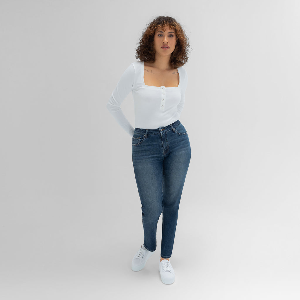 Tags:(5'9"|8-10) custom air cigarette jeans model Brianna in Sur Blue