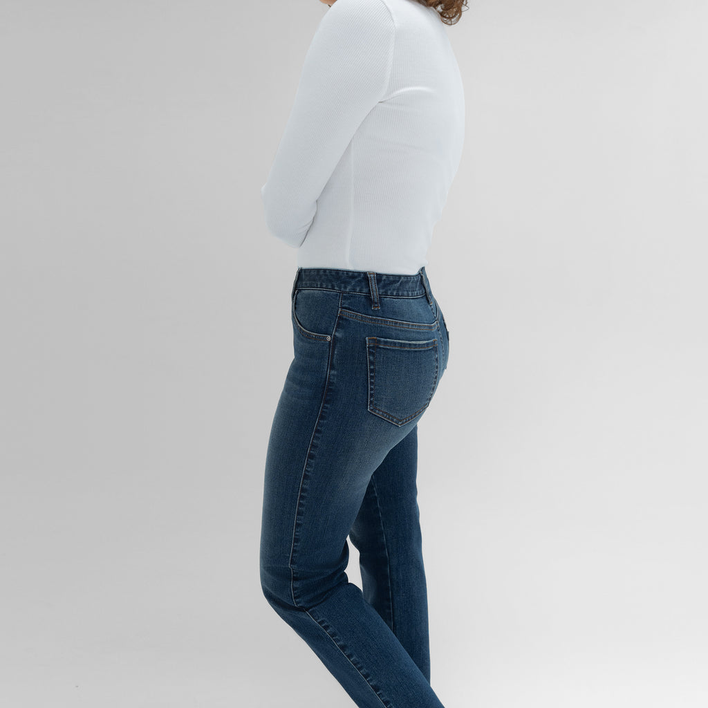 Tags:(5'9"|8-10) custom air cigarette jeans model Brianna in Sur Blue