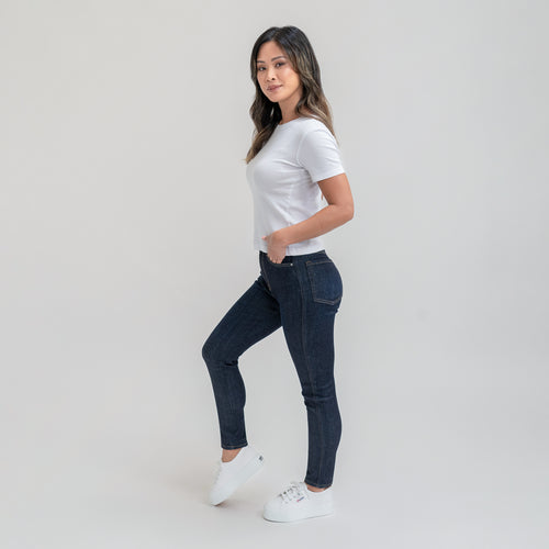 Tags:(5'5"|0-2) Bespoke Custom Jeans Women's Denim For Women High-Waisted model Sophia in Dark Wash