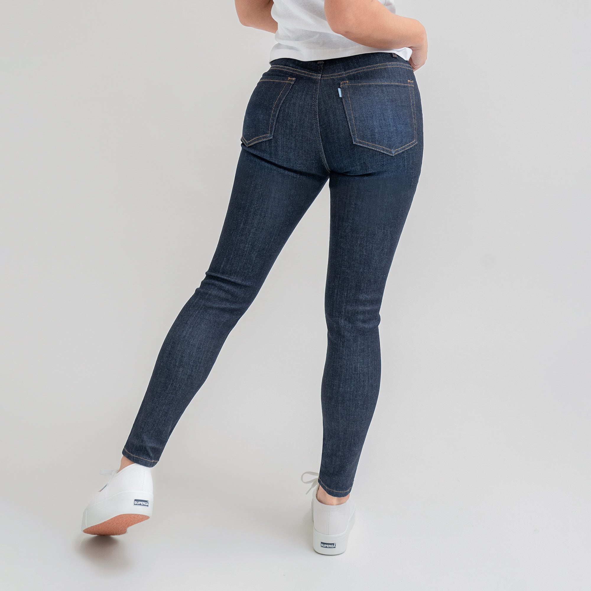 Tags:(5'5"|0-2) Bespoke Custom Jeans Women's Denim For Women High-Waisted model Sophia in Dark Wash