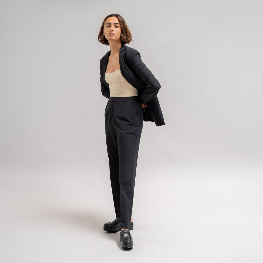 bespoke custom women's blazer pantsuit model Moe in Black