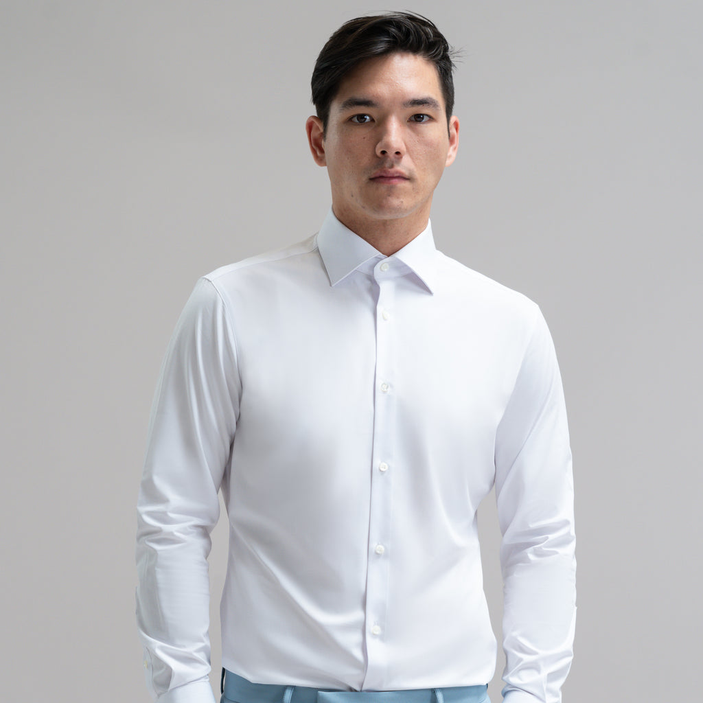 Custom Bespoke Tailored Spread Shirt model Jesse in White BreezeTech