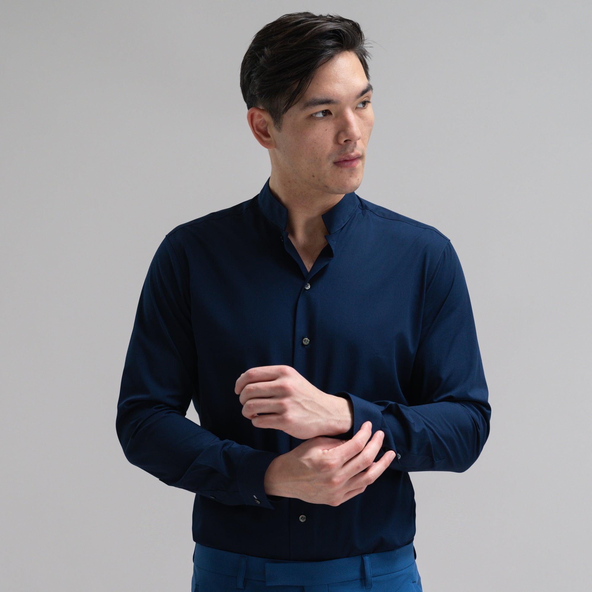 Bespoke Custom Dorsey Shirt model Jesse in Navy BreezeTech