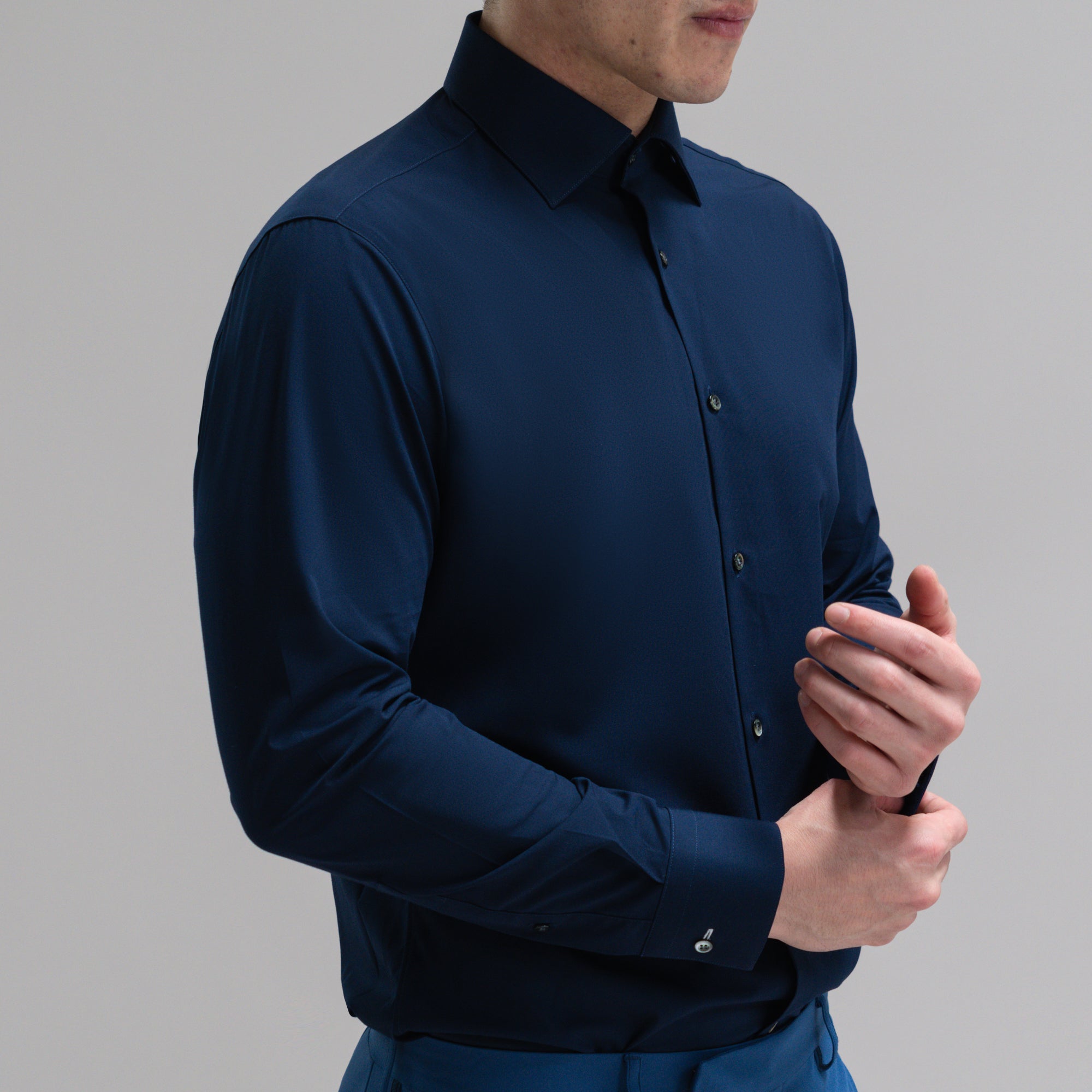 Custom Bespoke Tailored Spread Shirt model Jesse in Navy BreezeTech