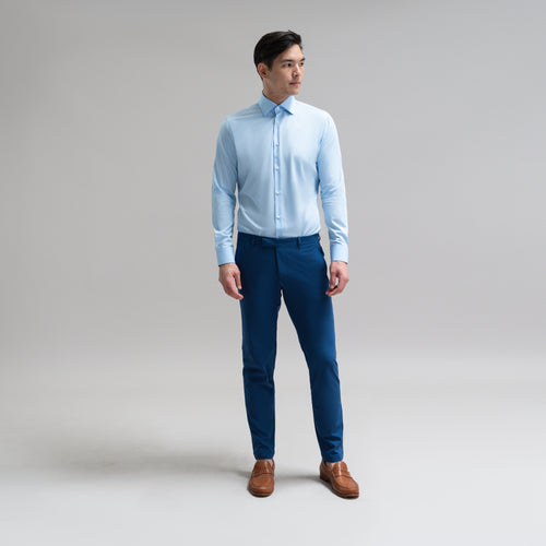 Custom Bespoke Tailored Spread Shirt model Jesse in Light Blue BreezeTech