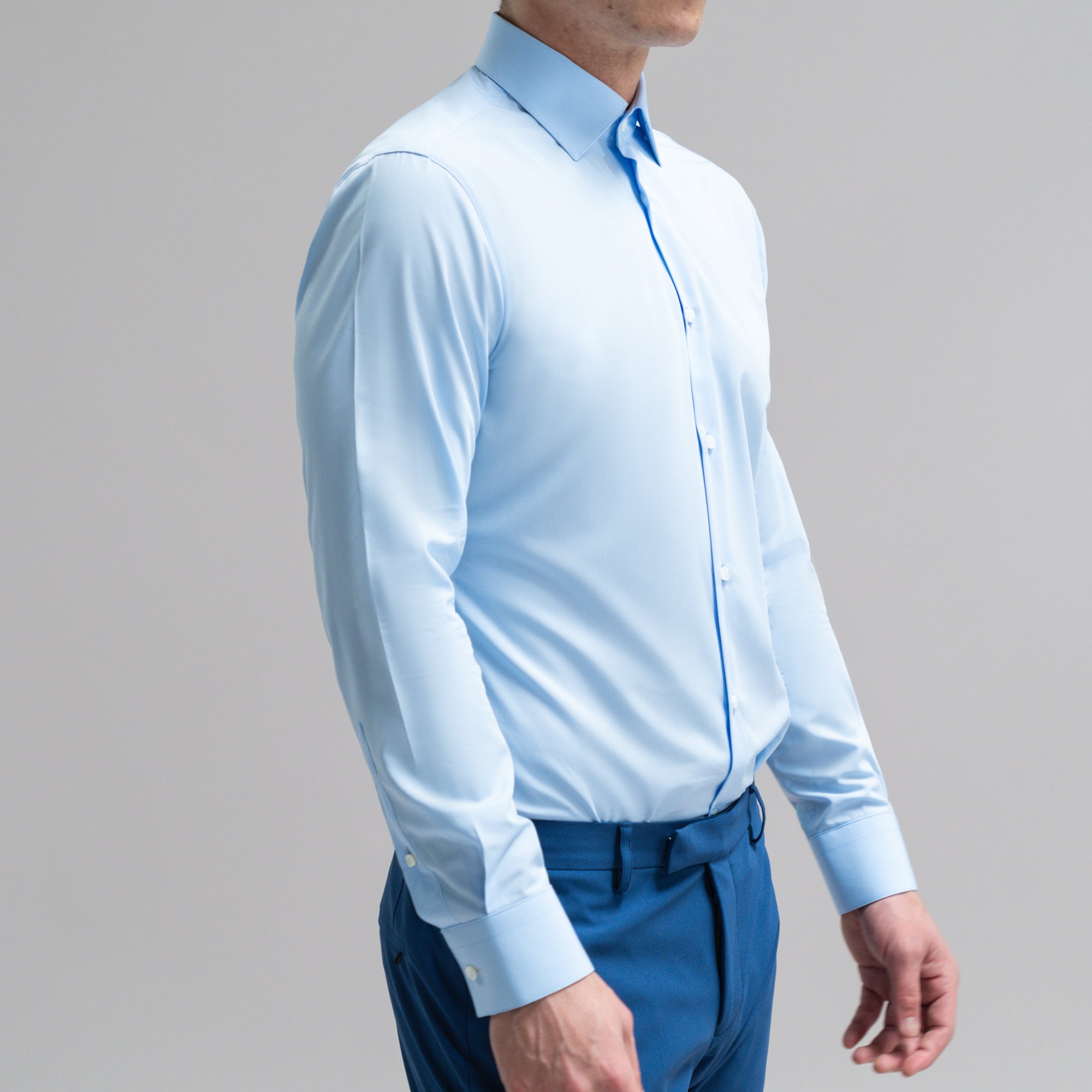Custom Bespoke Tailored Spread Shirt model Jesse in Light Blue BreezeTech