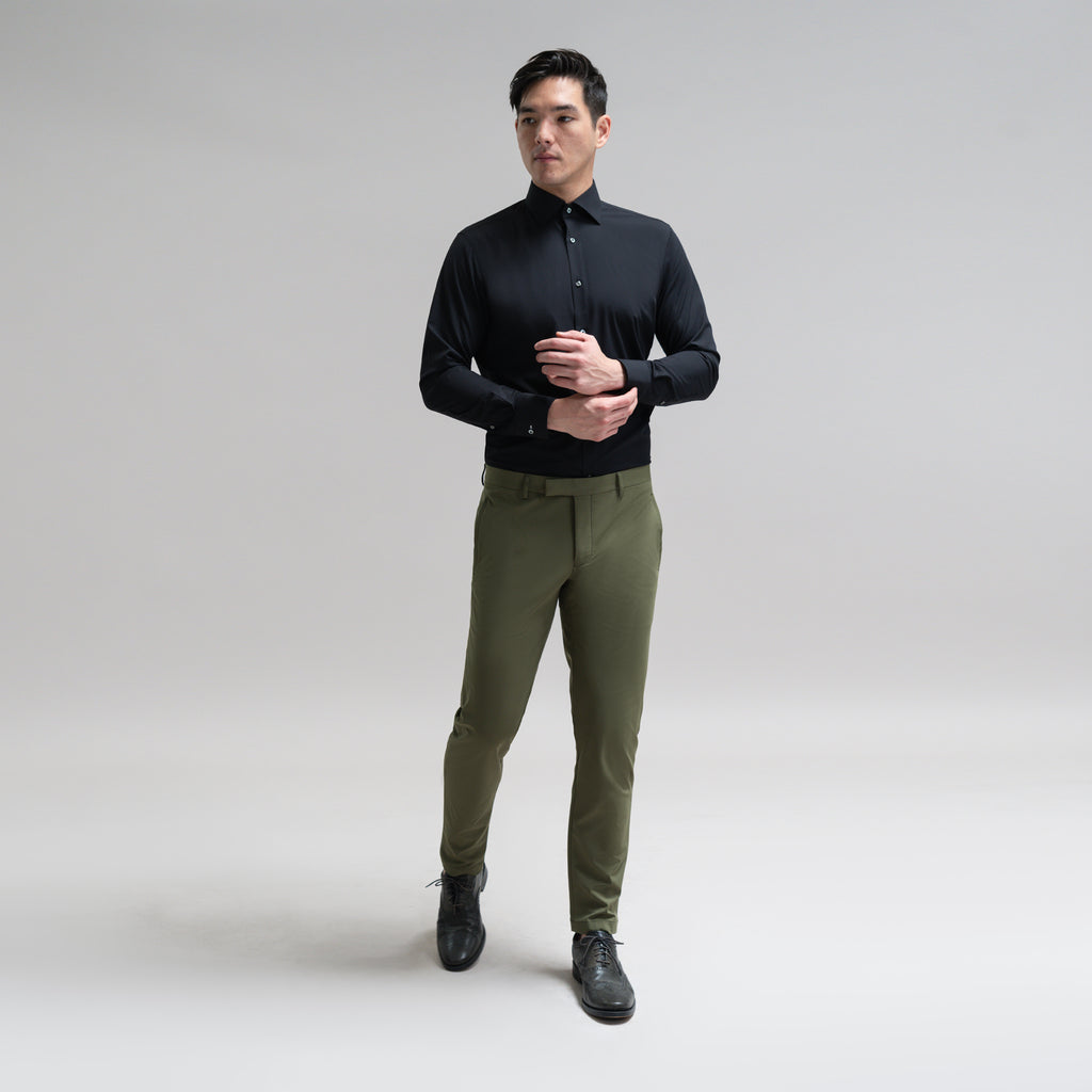 Custom Bespoke Tailored Spread Shirt model Jesse in Black BreezeTech